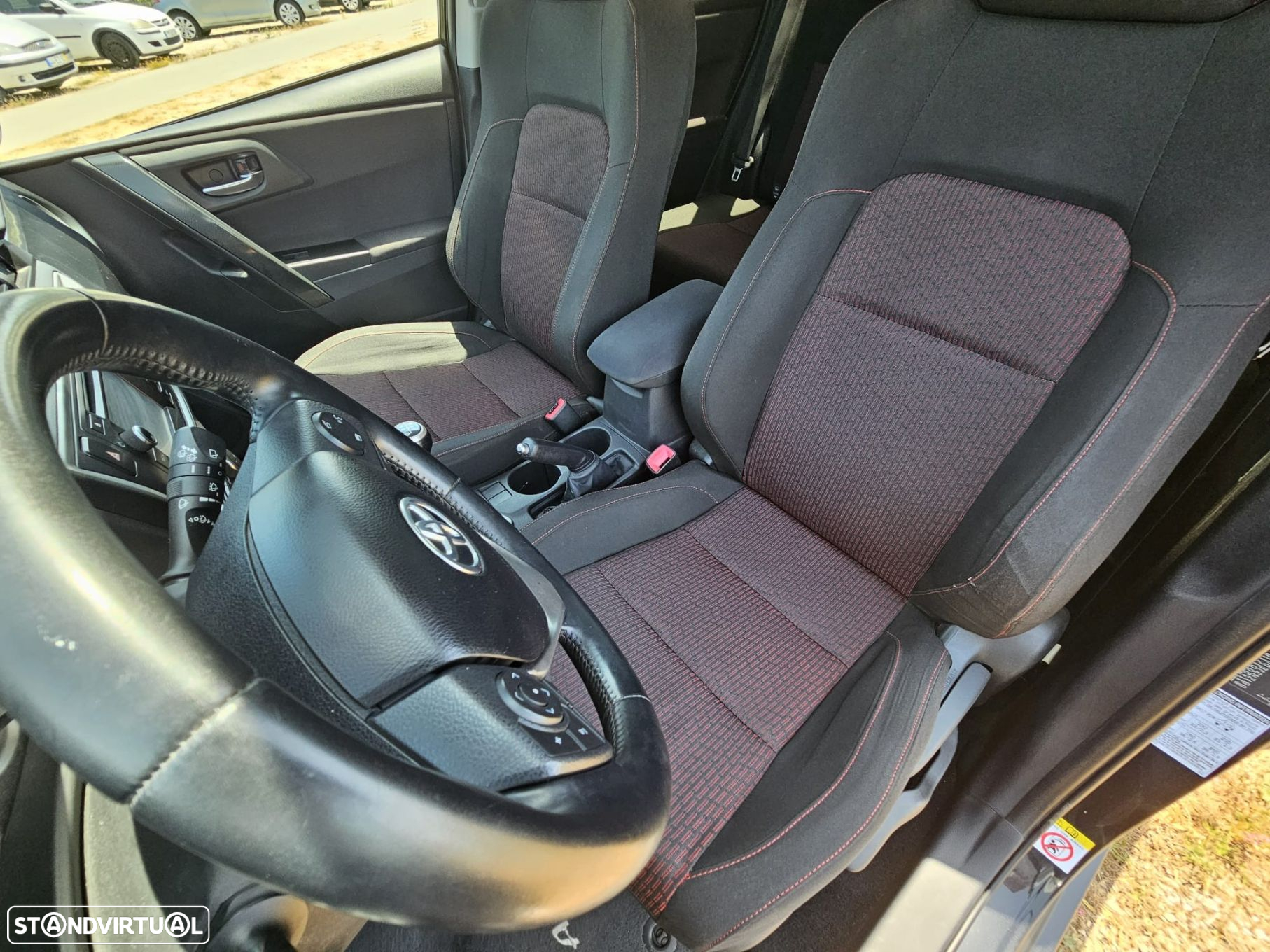 Toyota Auris Touring Sports 1.4 D-4D Comfort - 19