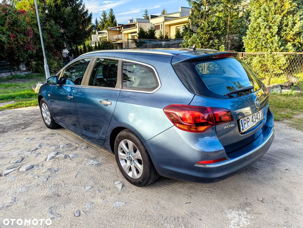 Opel Astra - 4
