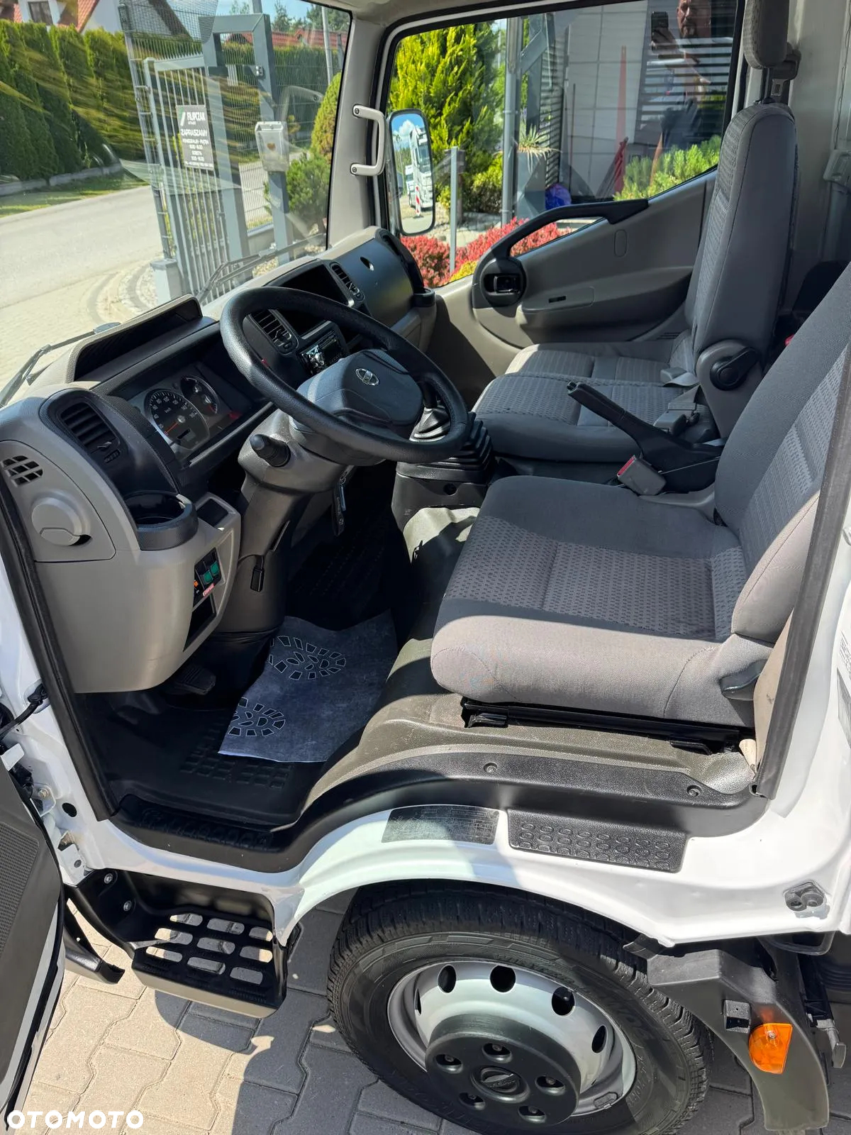 Nissan Cabstar 35,11 Zwyżka 20 ALU - 6
