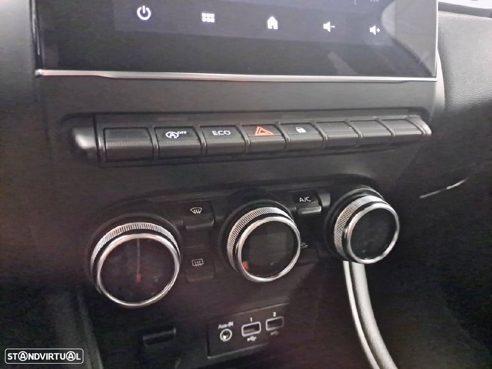 Renault Captur 1.3 TCe Exclusive EDC - 23