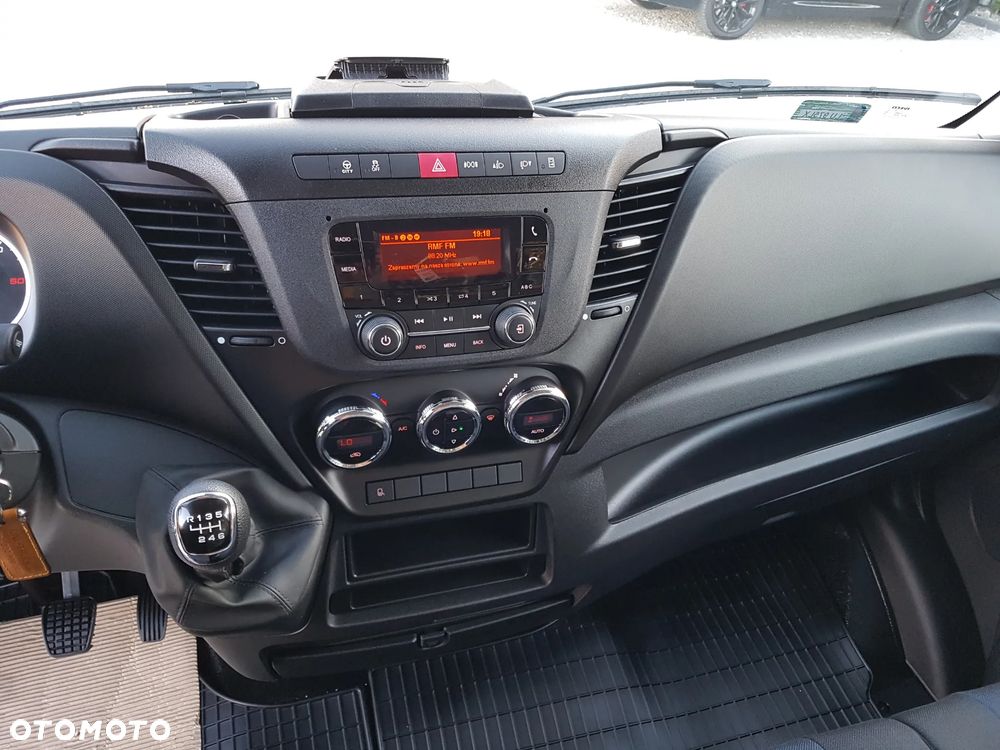 Iveco DAILY, 3.0-POWER, FURGON MAX, PRZEBIEG 14 TYŚ!! - 32