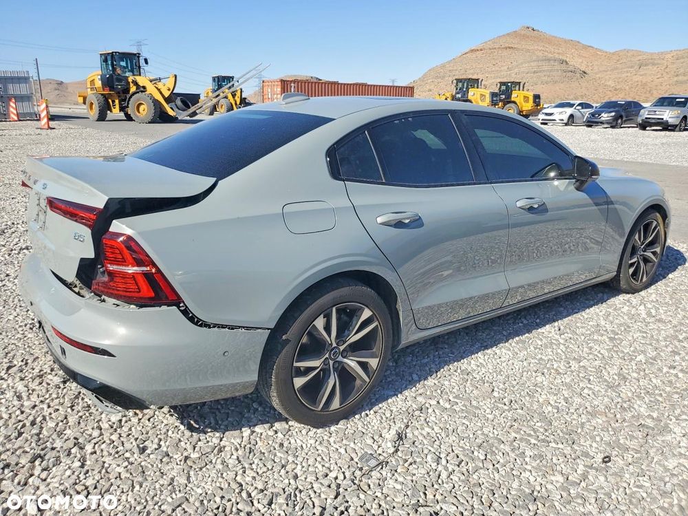 Volvo S60 B5 B AWD Ultimate Bright - 4