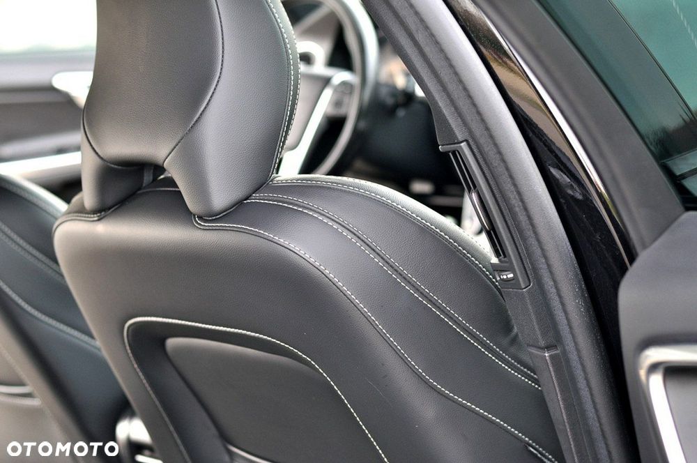 Volvo V60 D3 Drive-E Momentum - 21