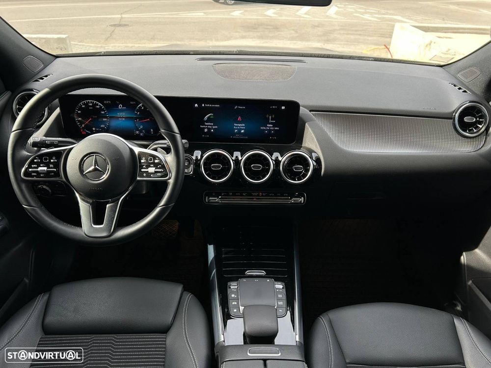 Mercedes-Benz GLA 200 Progressive - 2