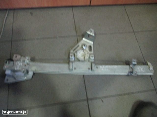 Elevador Sem Motor ELEVSM1631 MITSUBISHI PAJERO 2002 5P FE - 1
