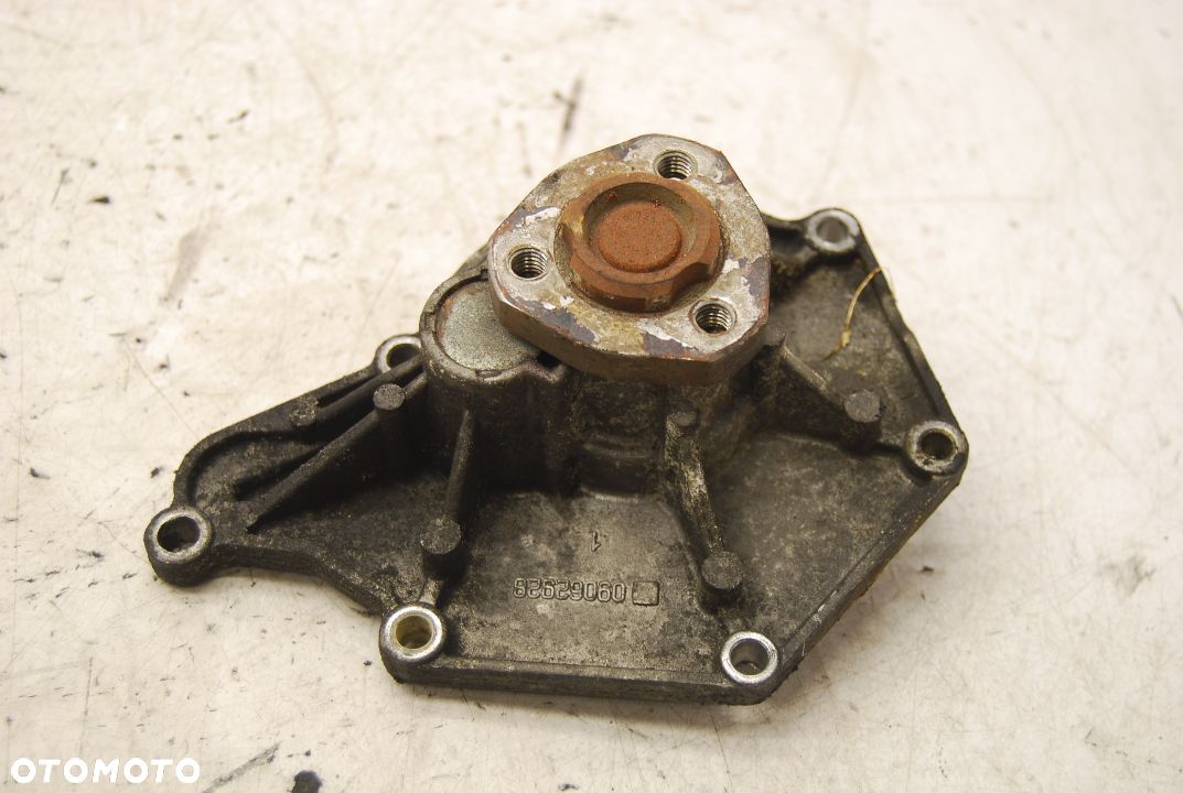 POMPA WODY 09062928 AUDI A4 B7 2.7 3.0 TDI - 1