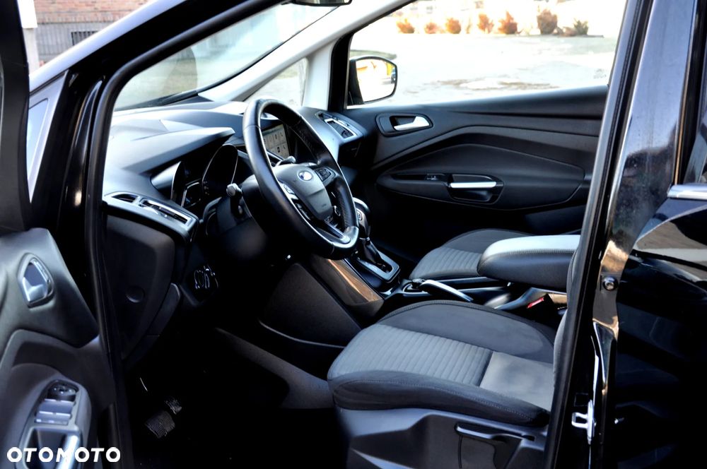 Ford C-MAX 2.0 TDCi Start-Stop-System Titanium - 25