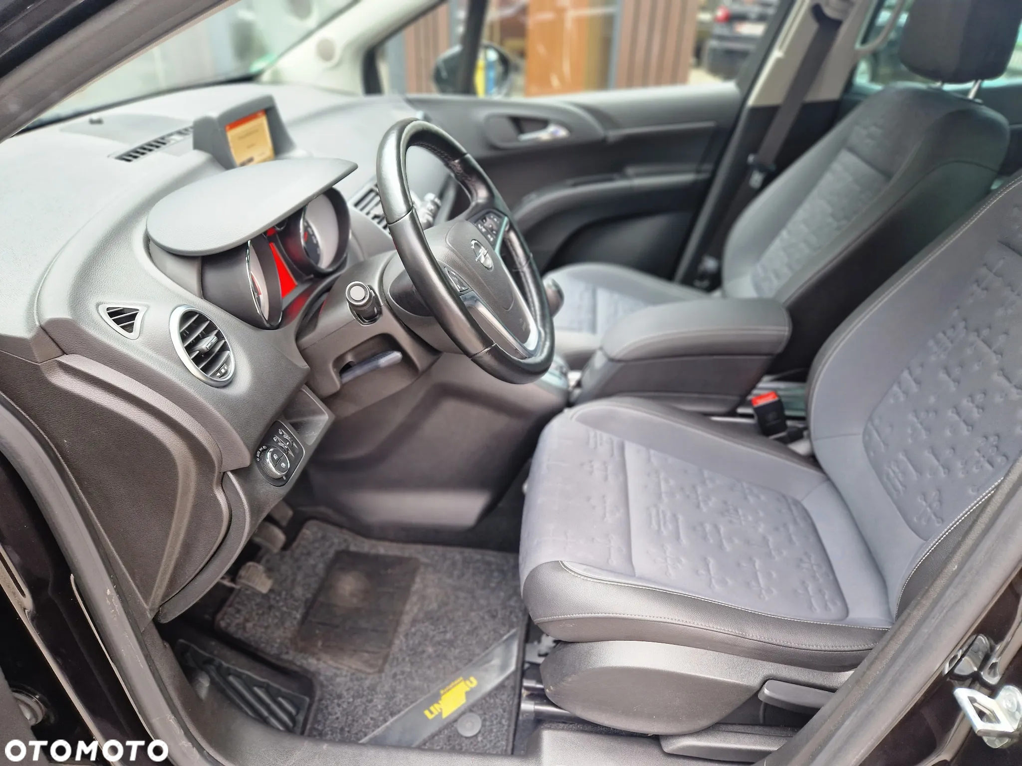 Opel Meriva 1.4 T Cosmo - 26