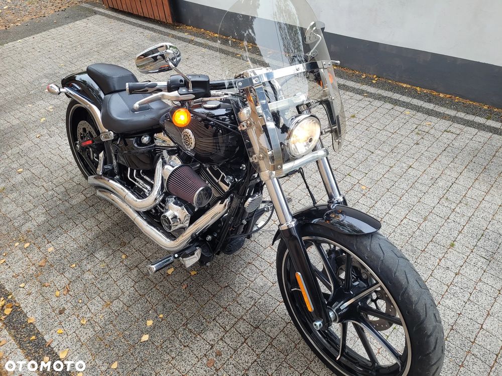 Harley-Davidson FXSB Breakout - 21