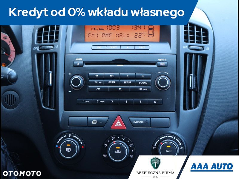 Kia Ceed - 13