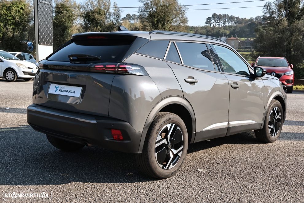 Peugeot 2008 1.2 PureTech Allure - 3