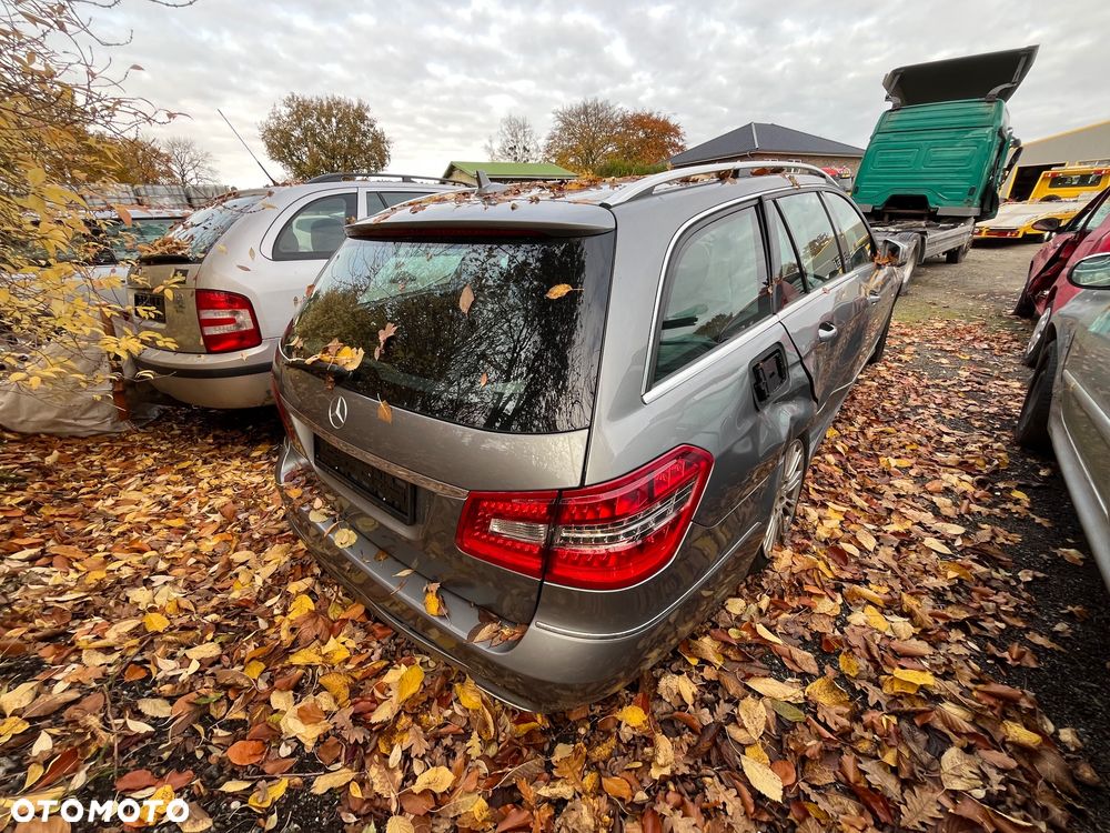 Mercedes-Benz Klasa E 220 T CDI 7G-TRONIC Avantgarde - 5