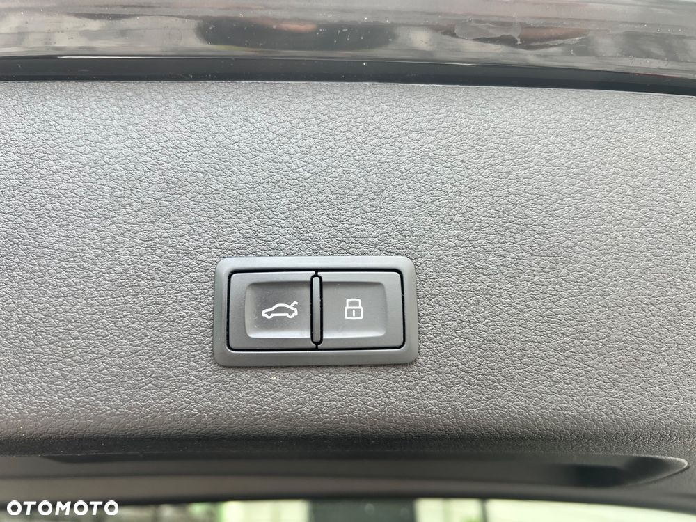 Audi e-tron - 8