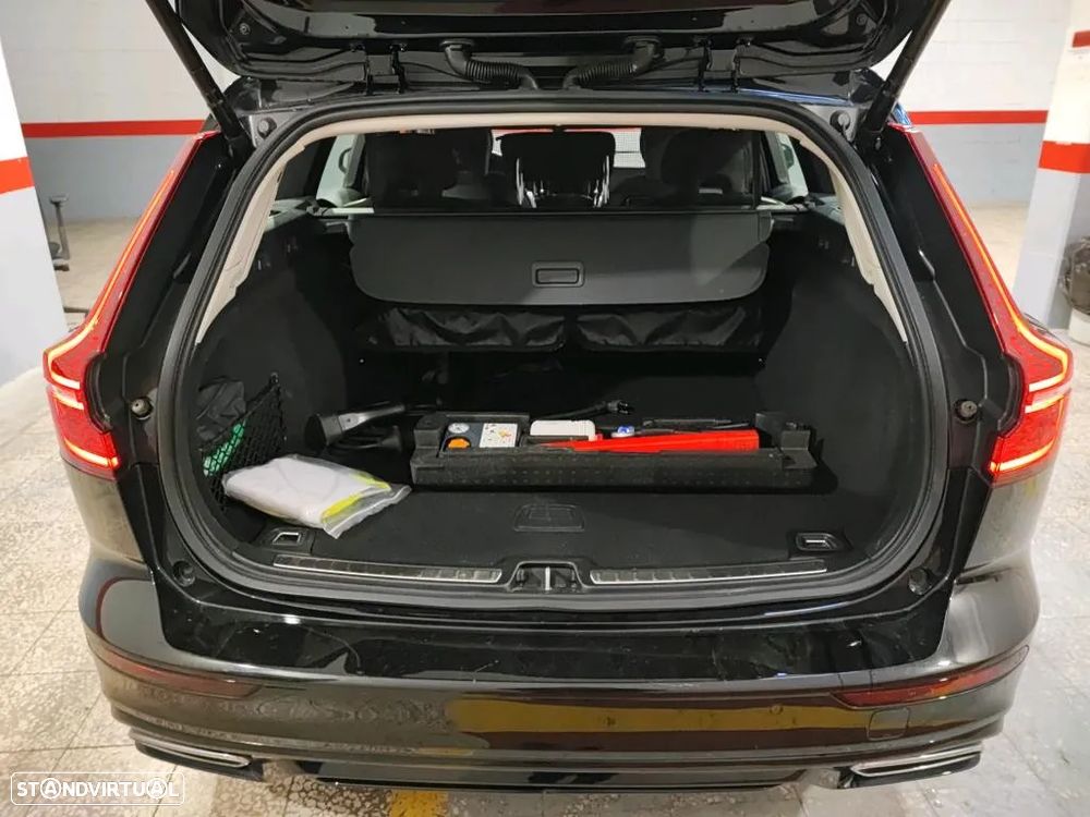 Volvo V60 2.0 T6 AWD TE R-Design - 10