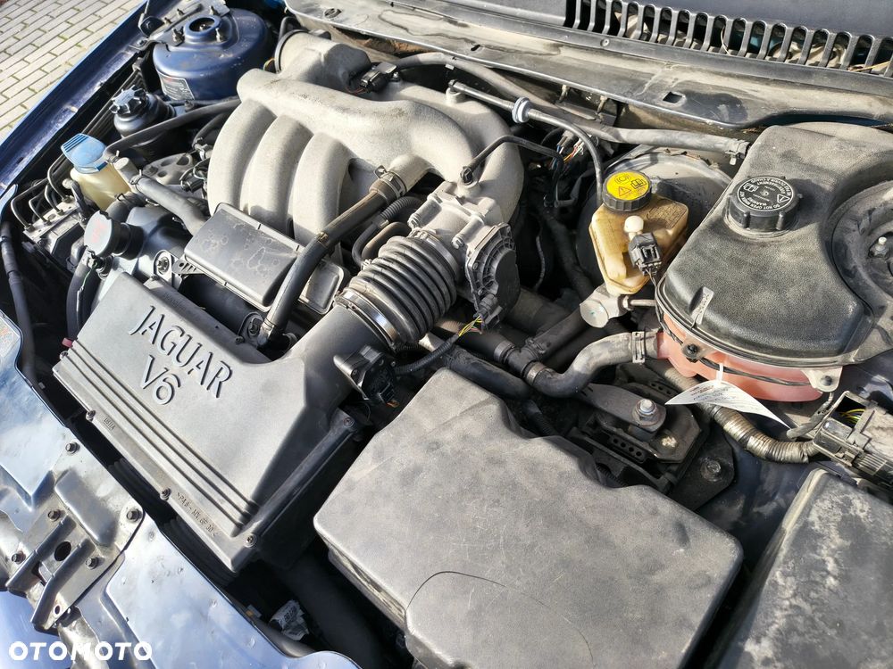 Jaguar X-Type 2.5 High - 18
