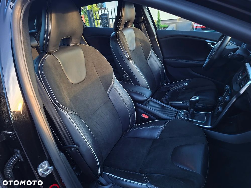 Volvo V40 D2 RDesign - 23