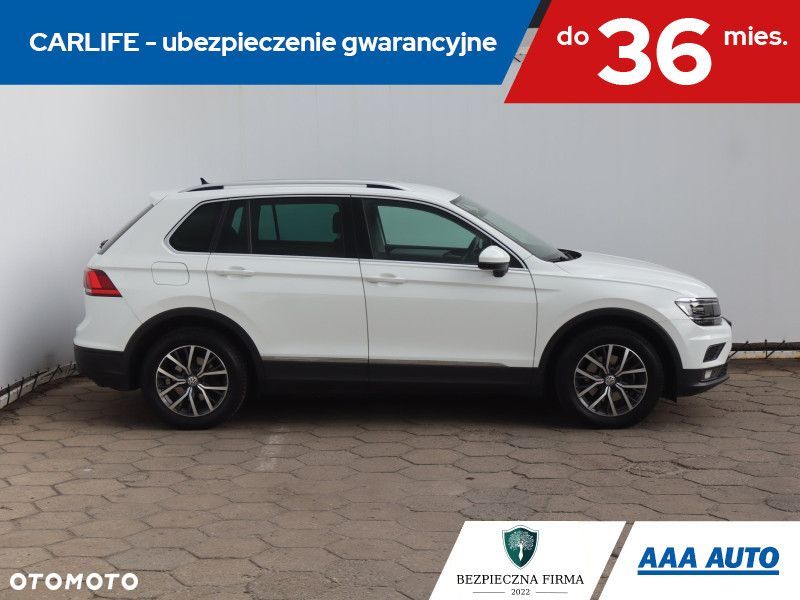 Volkswagen Tiguan - 8