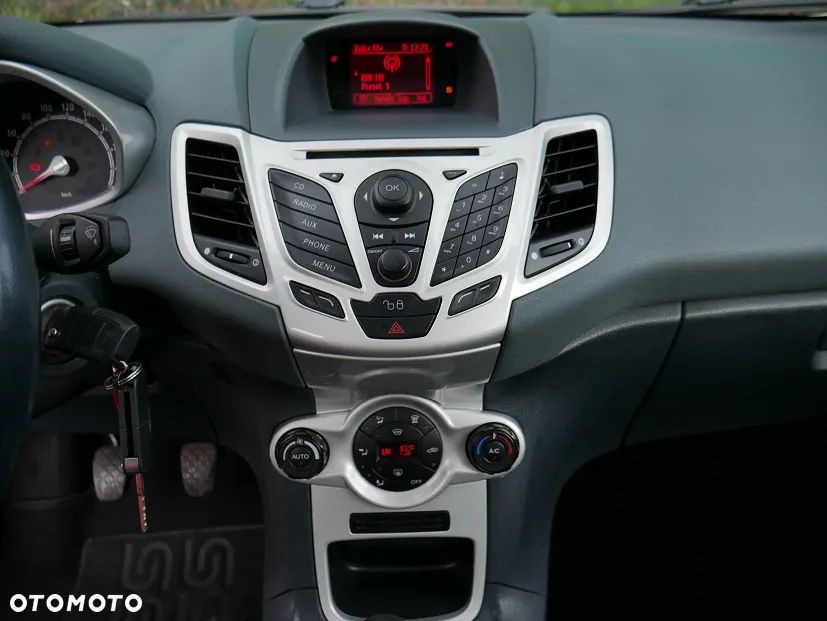 Ford Fiesta 1.25 Titanium - 14