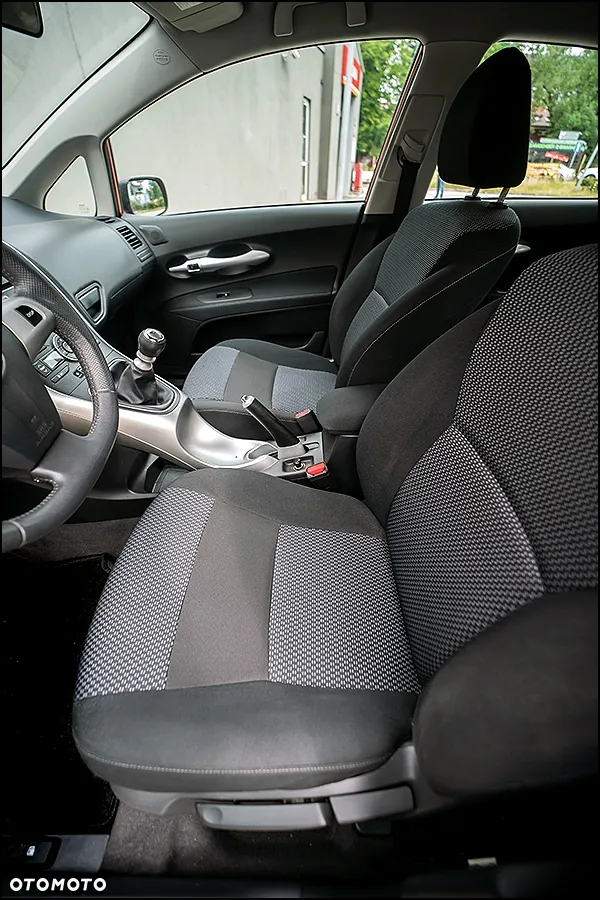 Toyota Auris - 18