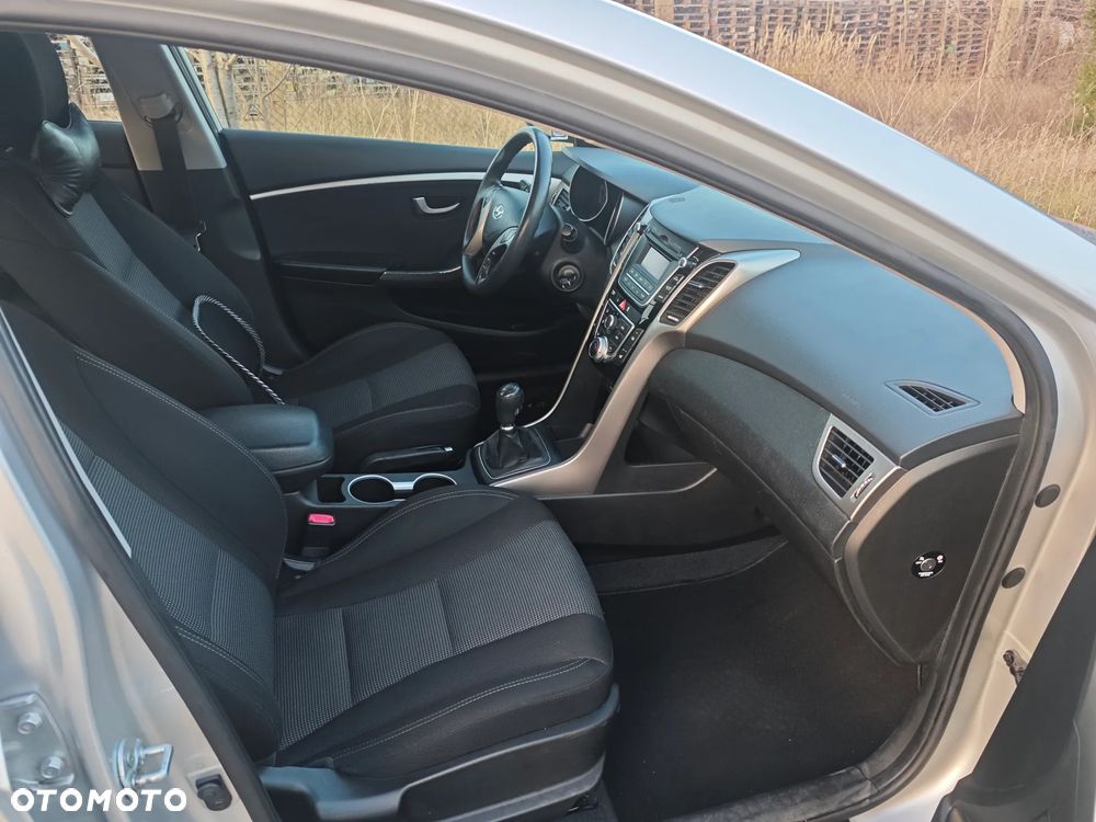 Hyundai i30 1.6 CRDi Trend - 5