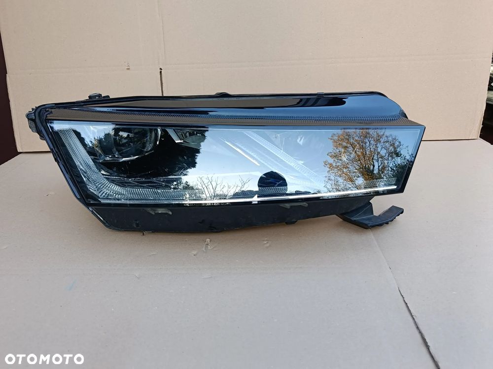 Full Led przedni prawy Skoda Octavia IV 4 reflektor lampa 5E4941016A