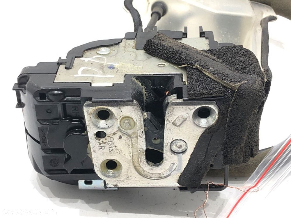 ZAMEK DRZWI PRAWY PRZÓD  INFINITI Q70 (Y51) 2013 - 2022 3.0 175 kW [238 KM] olej napędowy 2013 - - 1