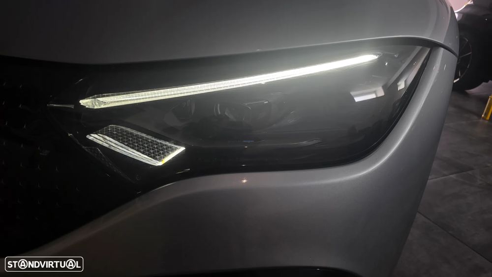 Mercedes-Benz EQE 350+ Edition Electric Art - 14