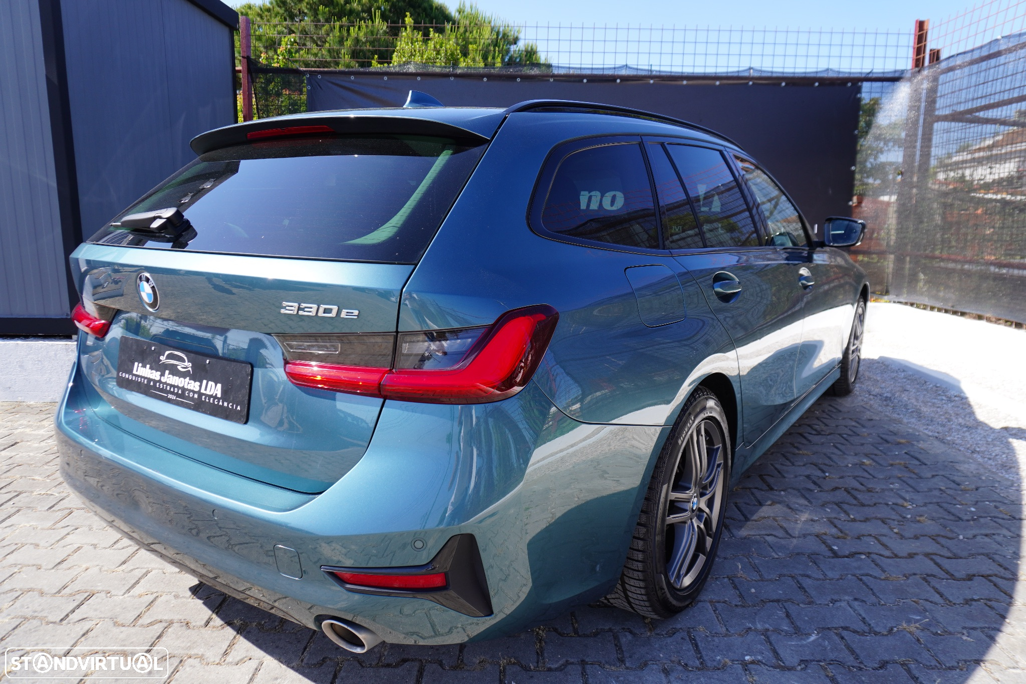 BMW 330 e Touring Line Sport Auto - 2