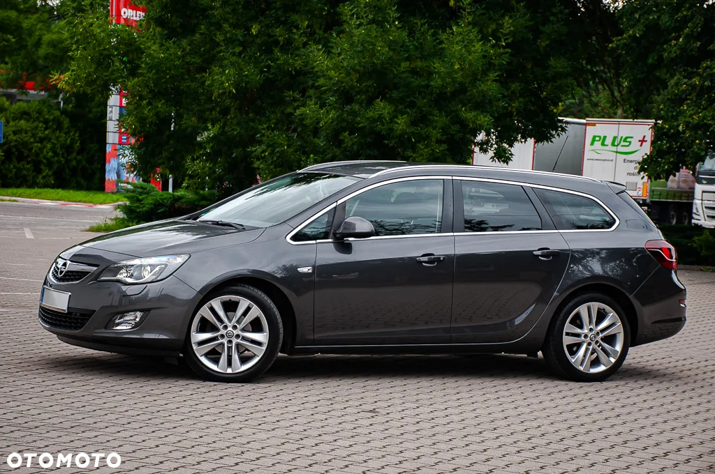 Opel Astra 1.6 Cosmo - 14