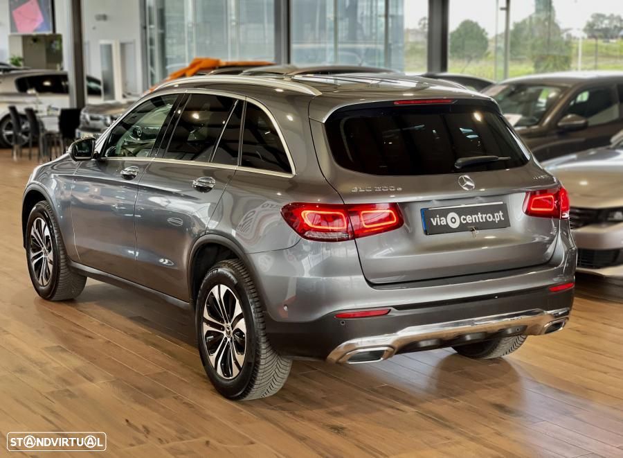 Mercedes-Benz GLC 300 e 4Matic - 4