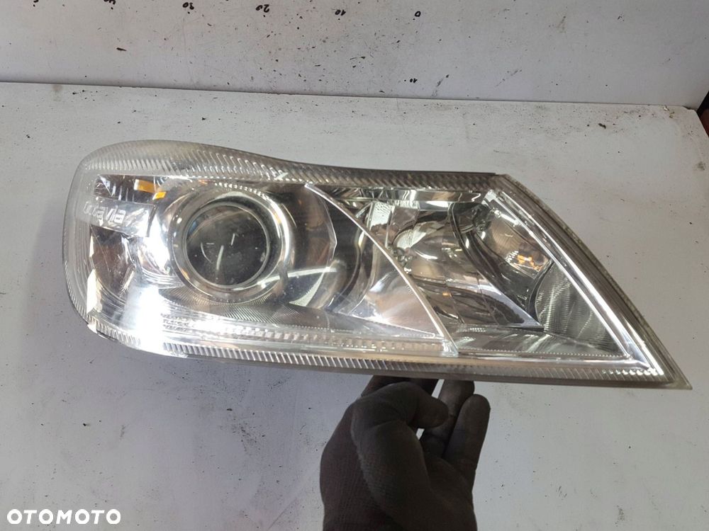 SKODA OCTAVIA 2 II LIFT 08-12r LAMPA PRZÓD PRAWA ANGLIK 1Z2941016F - 2