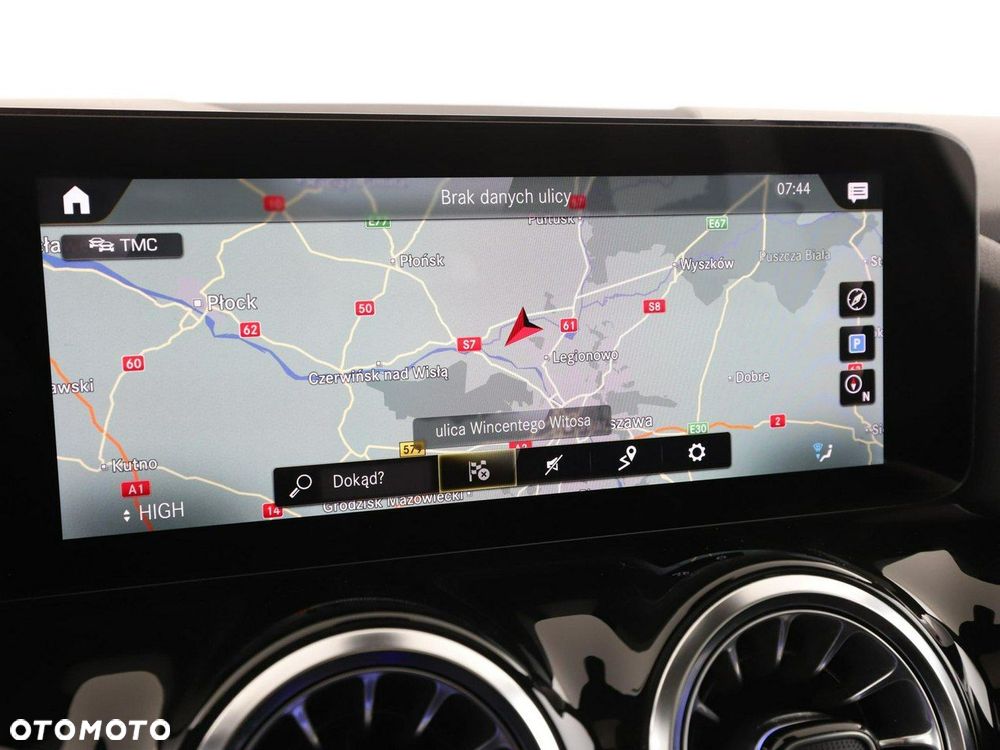 Mercedes-Benz Klasa B 180 d AMG Line 8G-DCT - 26