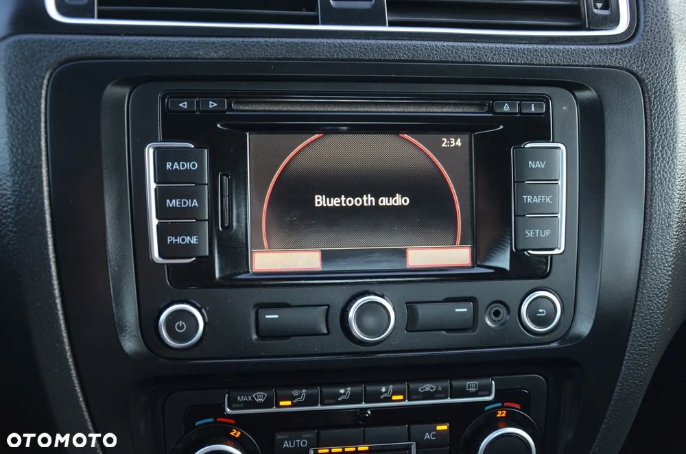 Volkswagen Jetta 1.6 TDI Blue Motion Technology Comfortline - 29