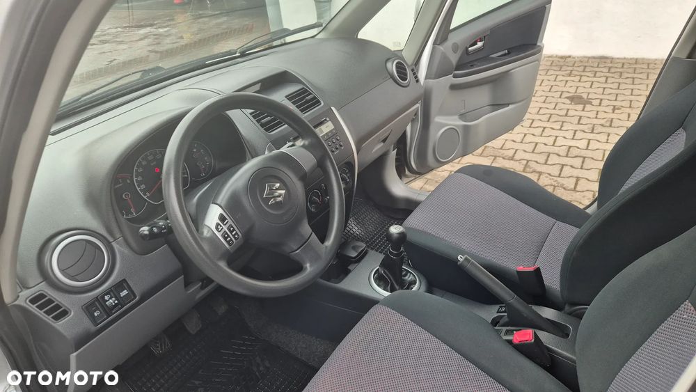 Suzuki SX4 1.6 VVT 4x4 Club - 12