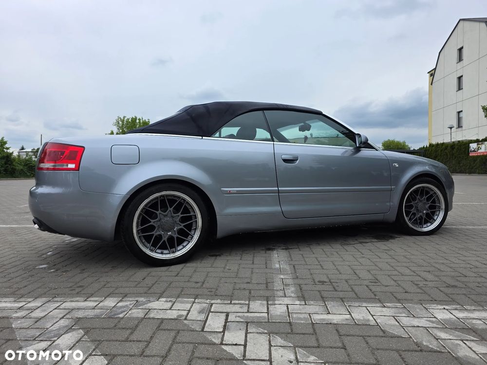 Audi A4 Cabrio - 1