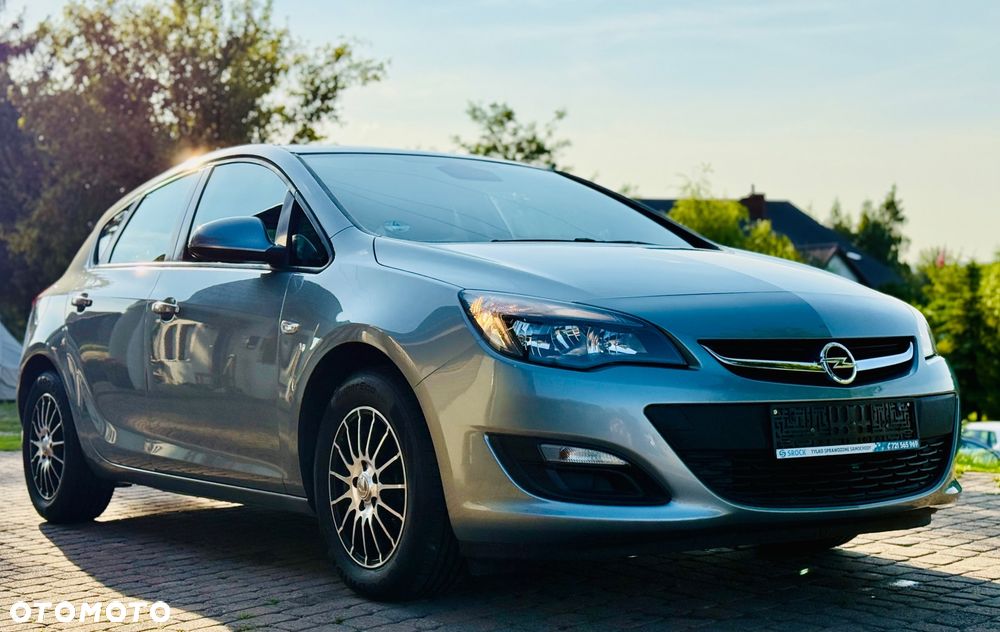 Opel Astra 1.7 CDTI DPF ecoFLEX Start/Stop Exklusiv - 1