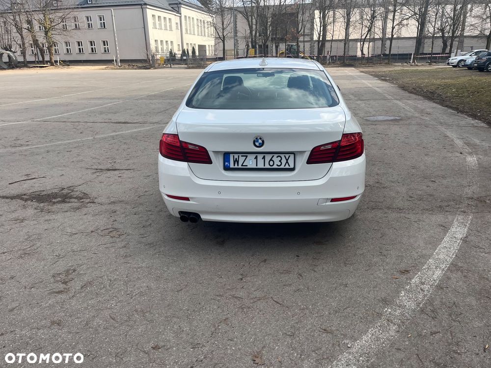 BMW Seria 5 518d - 9