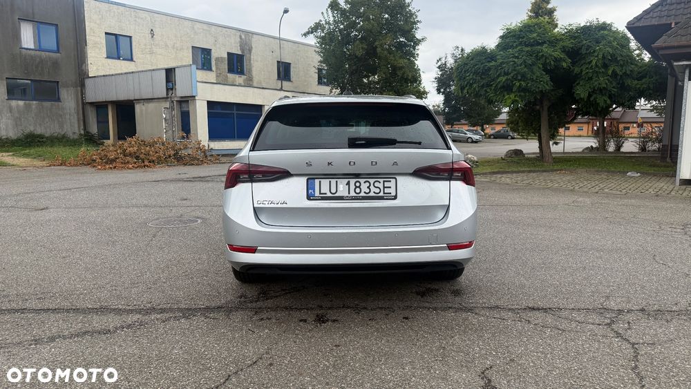 Skoda Octavia 2.0 TDI Ambition DSG - 6
