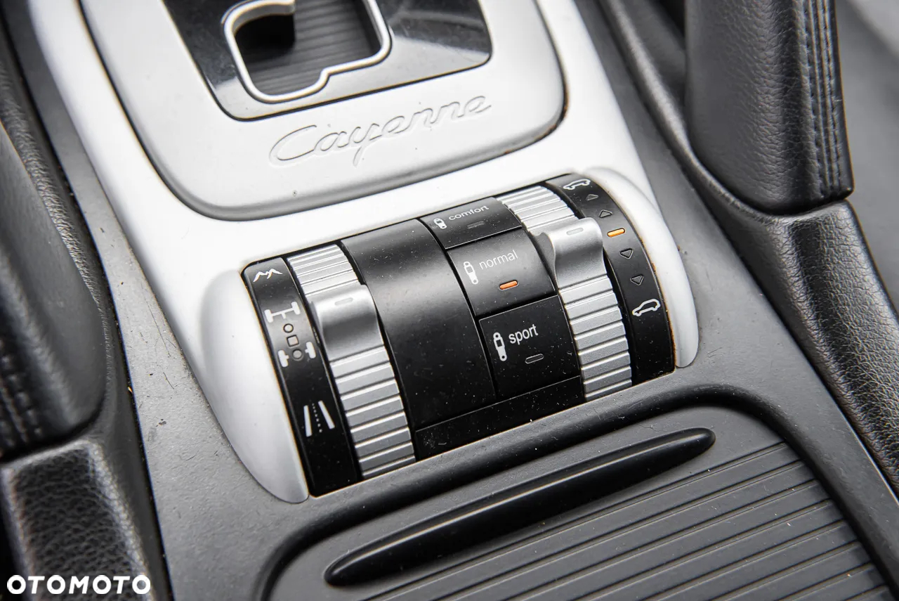 Porsche Cayenne S Tiptronic - 23