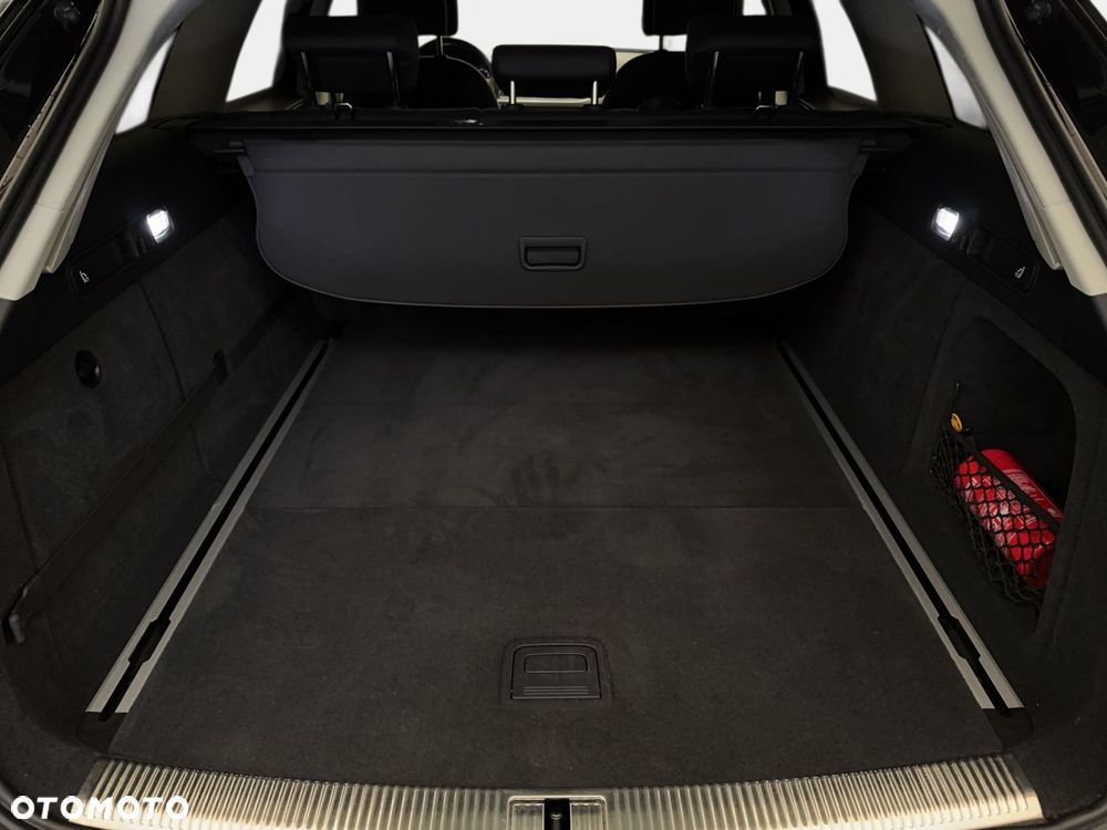 Audi A6 Avant - 16