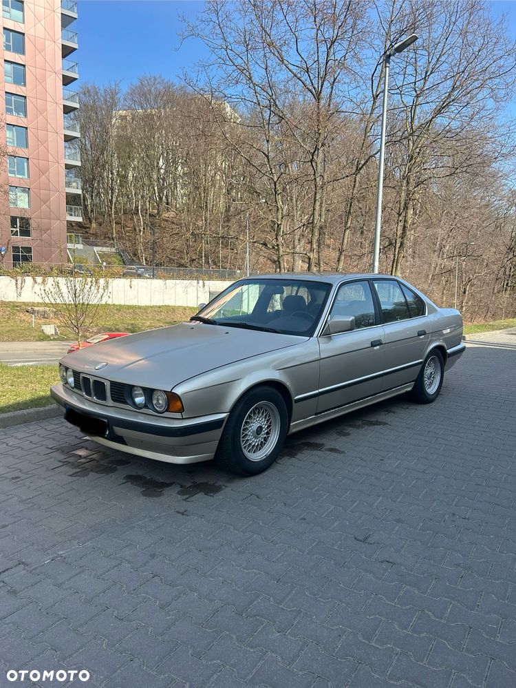 BMW Seria 5 - 1