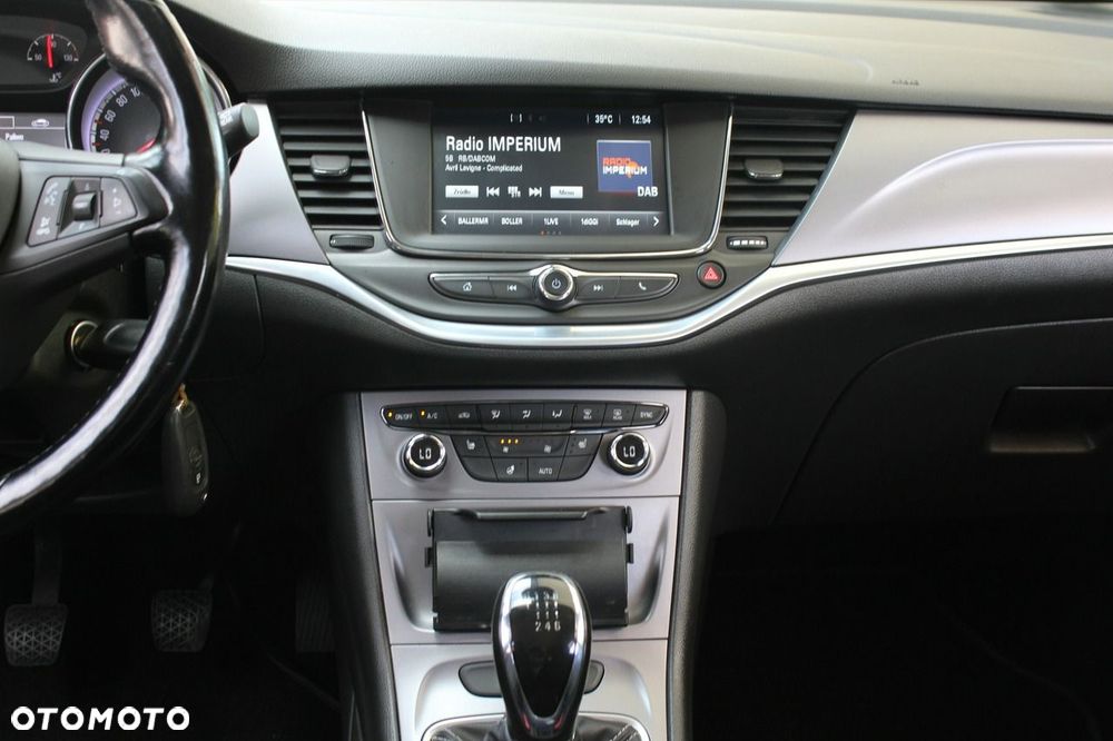 Opel Astra 1.4 T Dynamic - 10