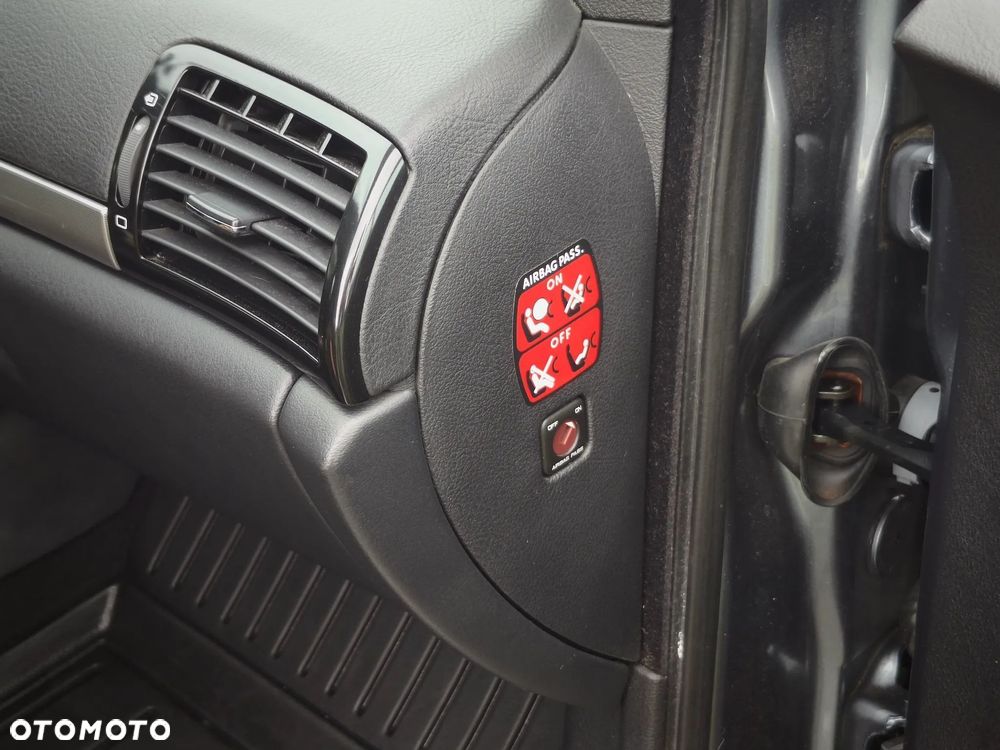 Peugeot 407 - 16