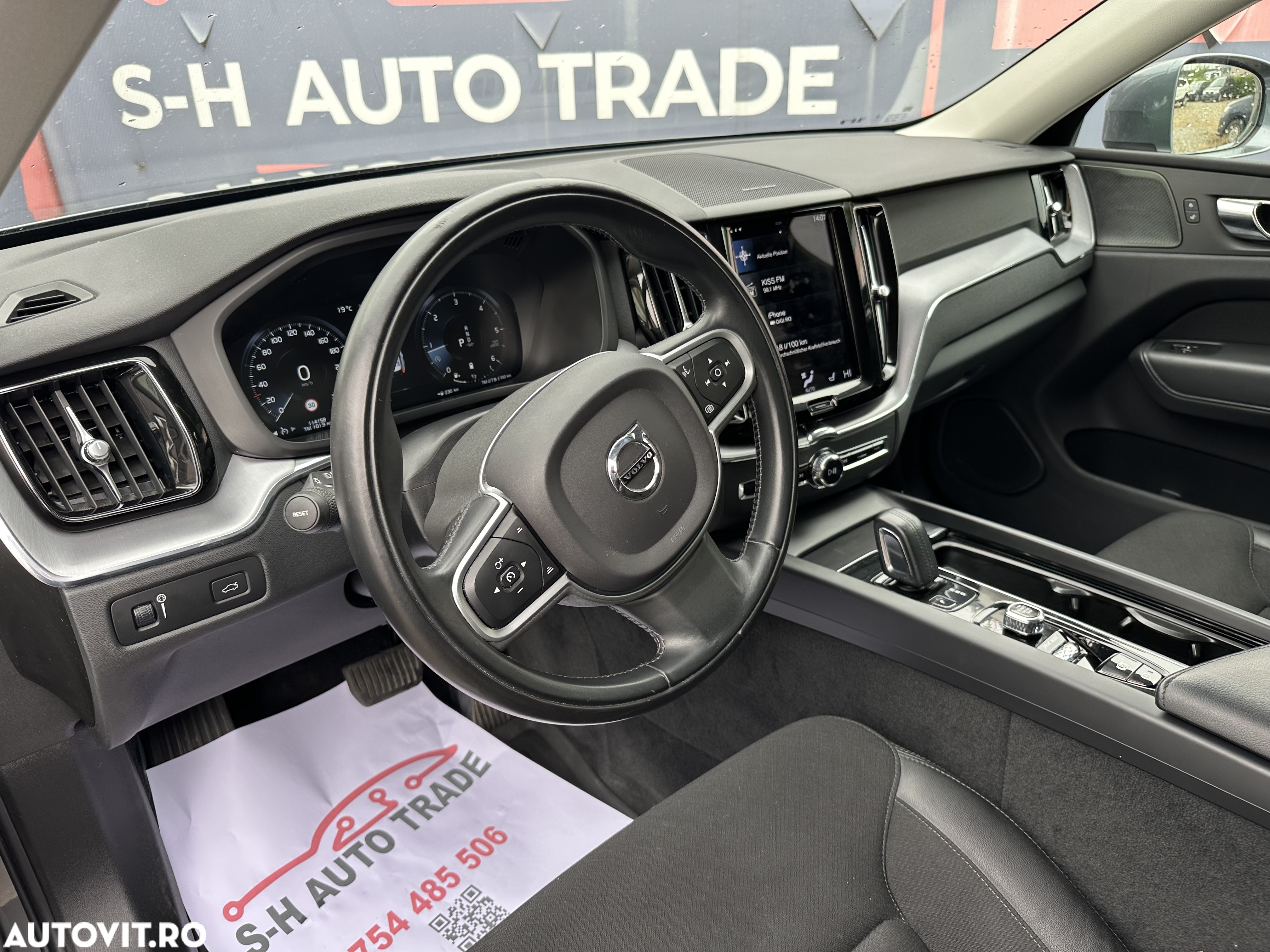 Volvo XC 60 B4 D AWD Geartronic Momentum Pro - 13