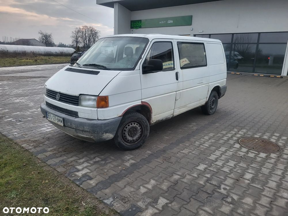 Volkswagen Transporter - 1
