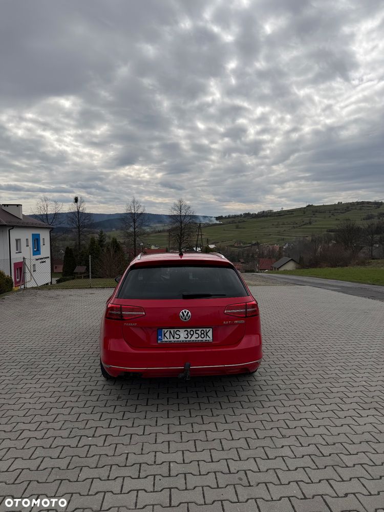 Volkswagen Passat 2.0 TDI SCR 4Mot DSG Highline - 4