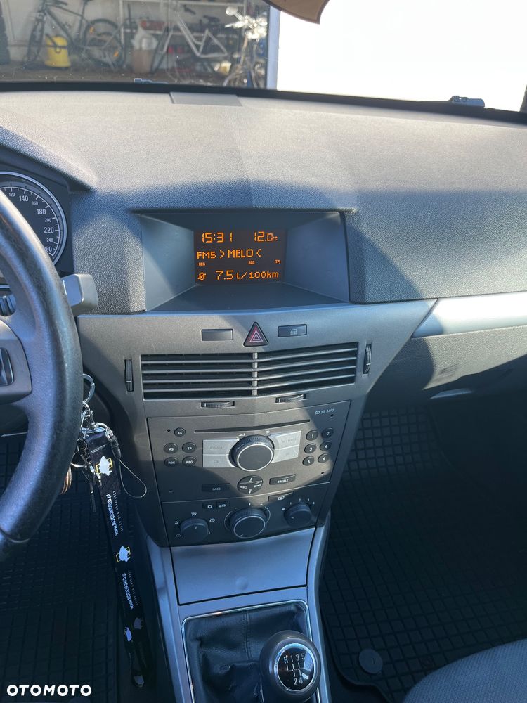 Opel Astra 1.6 Enjoy - 7