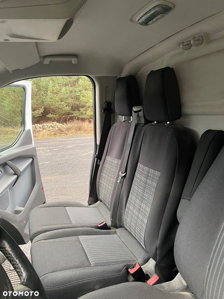 Ford TRANSIT CUSTOM - 7