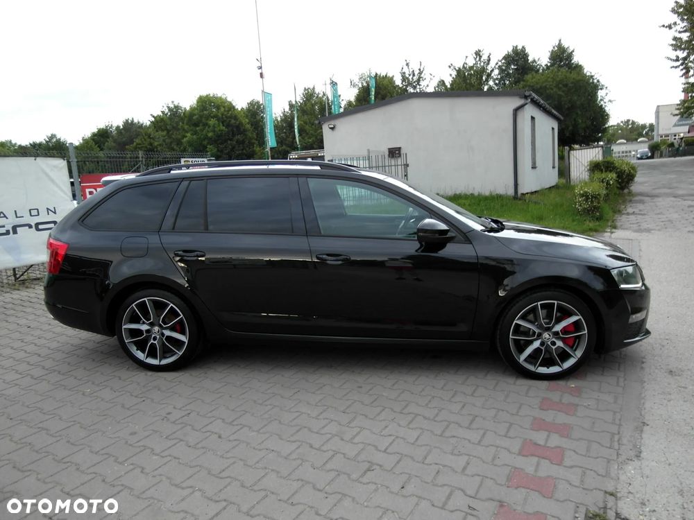 Skoda Octavia 2.0 TDI RS - 18