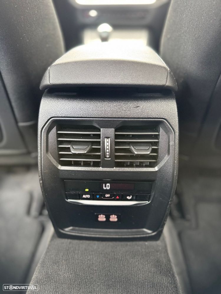 BMW 318 d Touring Line Sport Auto - 26